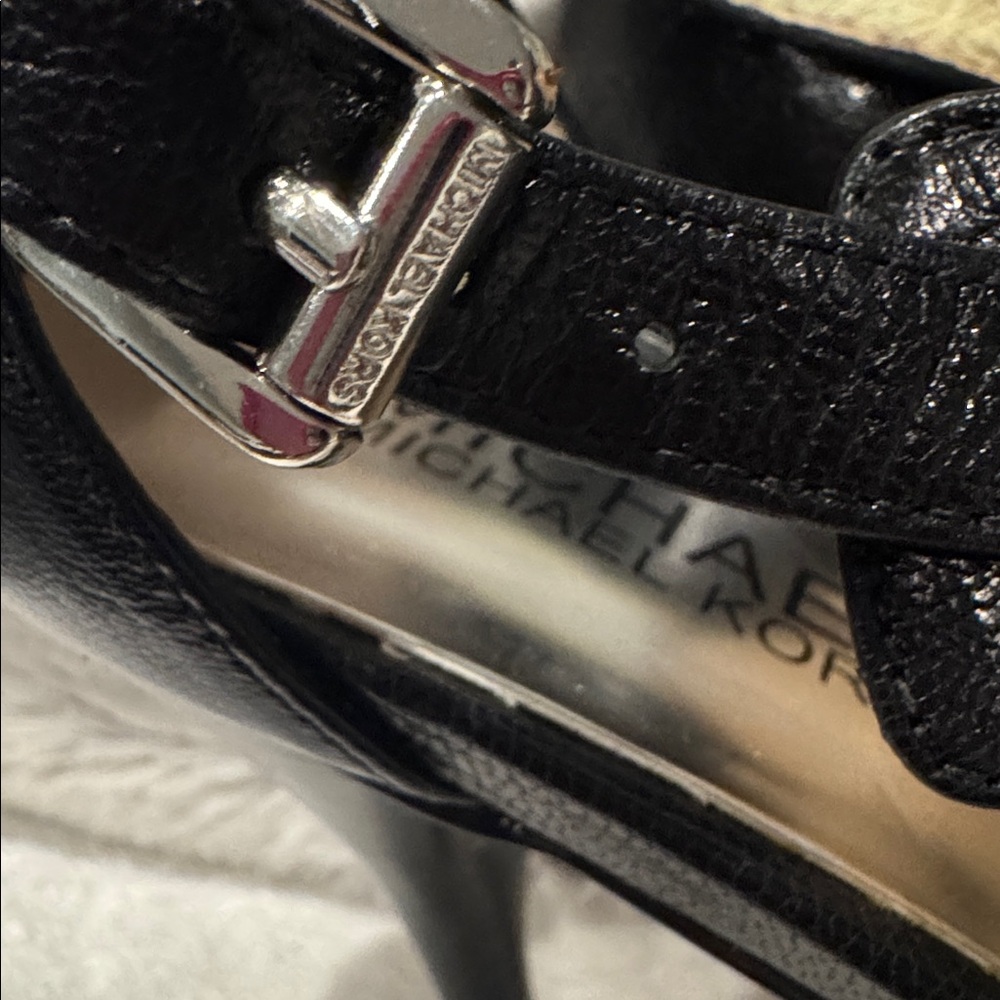 Michael Kors Black Studded Strappy Sandal Heels Size 7.5 - Picture 6 of 9